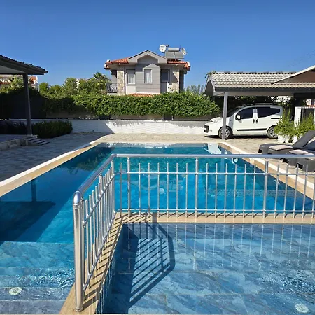 Perla Villa